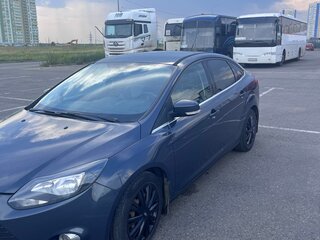 2013 Ford Focus III, серый, 930000 рублей, вид 3