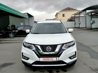 2017 Nissan Rogue II Рестайлинг, белый, 1740000 рублей, вид 3