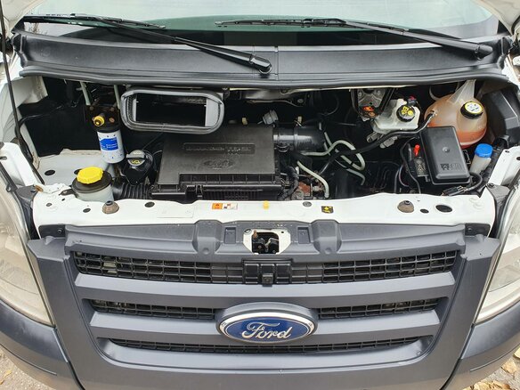 2011 Ford Transit, белый - вид 13