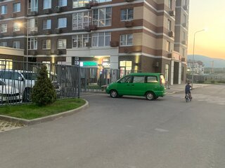 1998 Toyota Town Ace Noah III, зелёный, 520000 рублей, вид 3