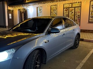 2012 Chevrolet Cruze I, серебристый, 850000 рублей, вид 2