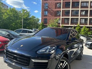 2014 Porsche Cayenne Turbo II Рестайлинг (958), синий, 4850000 рублей, вид 2