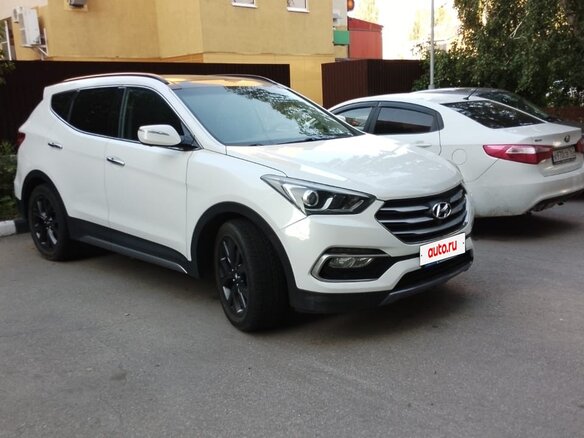 2016 Hyundai Santa Fe III Рестайлинг, белый, 2000000 рублей - вид 2