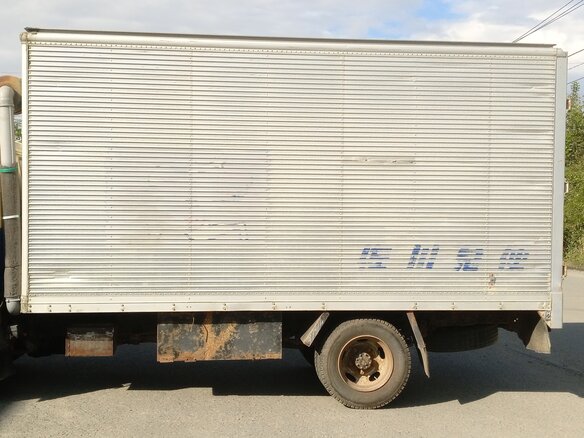 1995 Isuzu Elf (N-series), бежевый, 500000 рублей - вид 3