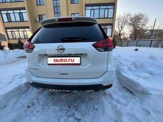 2020 Nissan X-Trail III Рестайлинг, белый, 2300000 рублей, вид 5