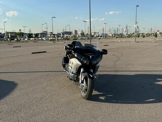 2012 Honda GL 1800 Gold Wing, серебристый, 1999000 рублей, вид 2
