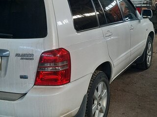 2001 Toyota Kluger I (XU20), белый, 1200000 рублей, вид 4