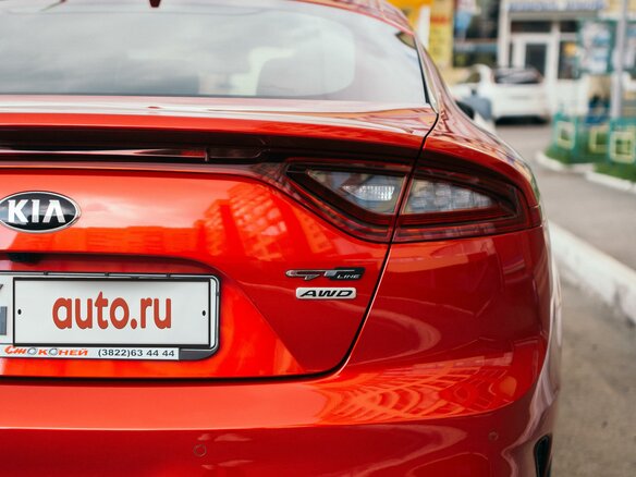 2019 Kia Stinger I, красный - вид 5