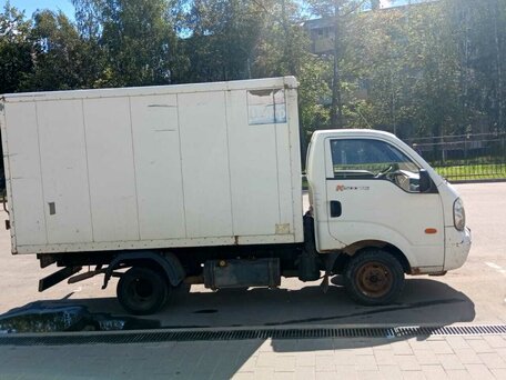 2008 Kia Bongo, белый, 600000 рублей, вид 4