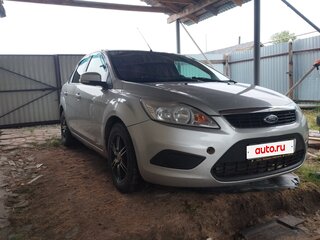 2010 Ford Focus II Рестайлинг, серебристый, 380000 рублей, вид 2