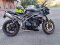 2019 Triumph Speed Triple, чёрный, 1200000 рублей