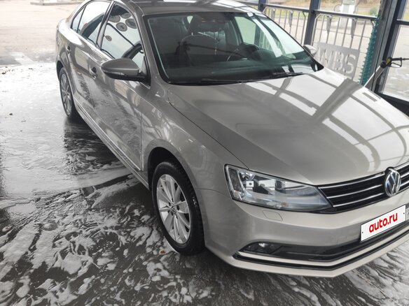 2016 Volkswagen Jetta VI Рестайлинг, бежевый, 1199000 рублей - вид 2