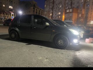 2005 Ford Fiesta Mk5, чёрный, 400000 рублей, вид 3