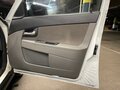 2010 Lada (ВАЗ) Priora I, белый, 290000 рублей - вид 11
