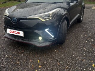 2017 Toyota C-HR I, чёрный, 2150000 рублей, вид 3
