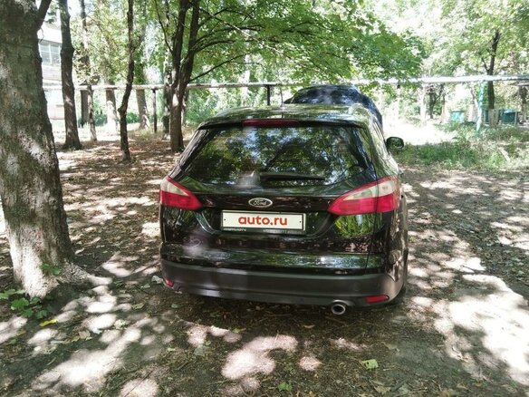2014 Ford Focus III, чёрный, 1000000 рублей - вид 3