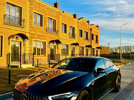 2020 Mercedes-Benz AMG GT 4-Door Coupe 43 I, чёрный, 7290000 рублей, вид 4