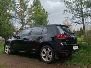 2015 Volkswagen Golf VII, чёрный, 1100000 рублей, вид 3