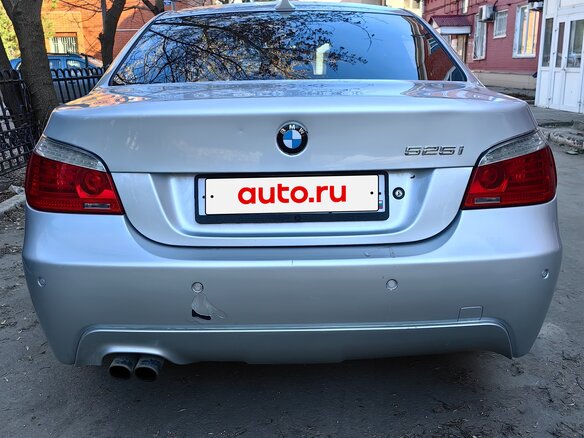 2008 BMW 5 серии 525i V (E60/E61) Рестайлинг, серебристый, 1300000 рублей - вид 5