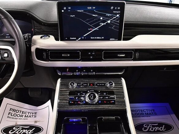 2022 Lincoln Aviator II, белый, 11223840 рублей - вид 17