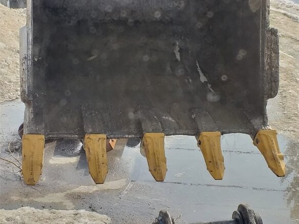 2012 Hyundai R210W, жёлтый - вид 6