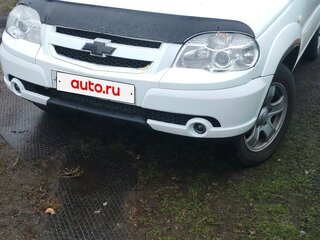 2013 Chevrolet Niva I Рестайлинг, белый, 520000 рублей, вид 2