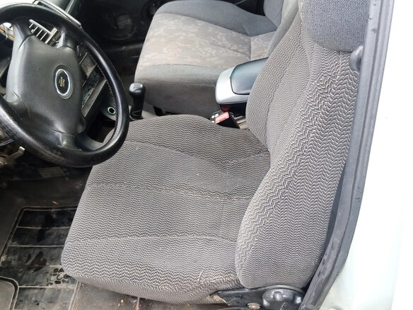 2005 Lada (ВАЗ) 2112, серый, 66000 рублей - вид 7
