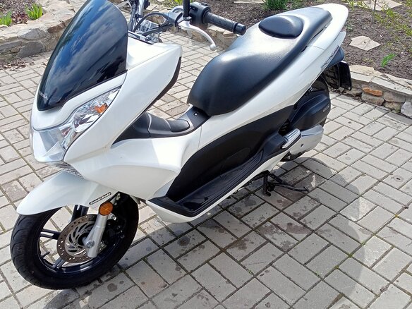 2015 Honda PCX 150, белый, 350000 рублей - вид 1