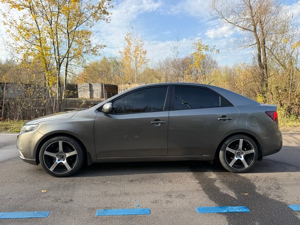 2011 Kia Cerato 6-speed II, серый, 930000 рублей - вид 4