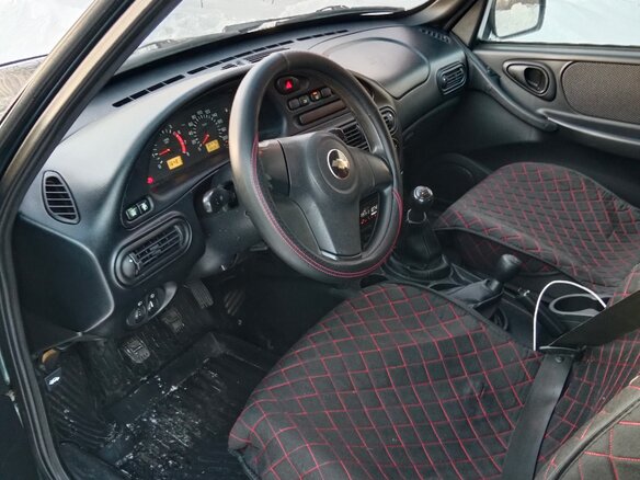 2017 Chevrolet Niva I Рестайлинг, зелёный, 720000 рублей - вид 16