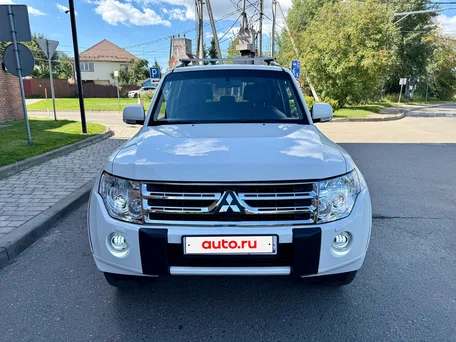 2010 Mitsubishi Pajero IV, белый, 1545000 рублей, вид 3