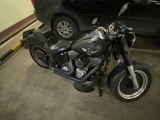2010 Harley-Davidson Fat Boy, чёрный, 1200000 рублей, вид 4