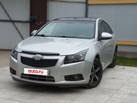 2010 Chevrolet Cruze I, серебристый, 680000 рублей, вид 5