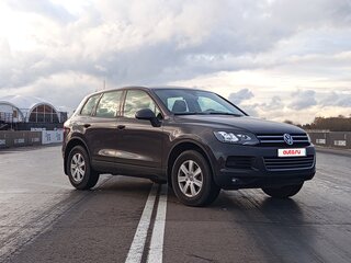 2010 Volkswagen Touareg II, серый, 1420000 рублей, вид 1