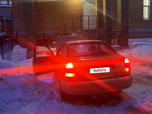 2006 Hyundai Accent ТагАЗ II, бежевый, 200000 рублей - вид 2