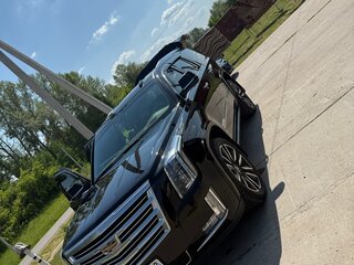 2018 Cadillac Escalade IV, чёрный, 4700000 рублей, вид 3