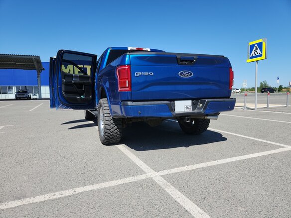 2017 Ford F-150 XIII, синий, 4900000 рублей - вид 5