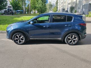 2019 Kia Sportage IV Рестайлинг, синий, 2400000 рублей, вид 5