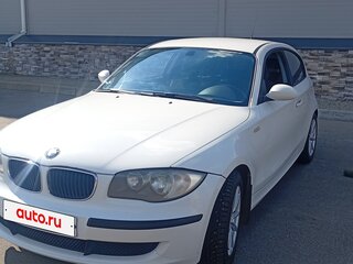 2008 BMW 1 серии 116i I (E81/E82/E87/E88) Рестайлинг, белый, 600000 рублей, вид 1