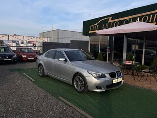 2007 BMW 5 серии 530i V (E60/E61) Рестайлинг, серебристый, 1300000 рублей, вид 1