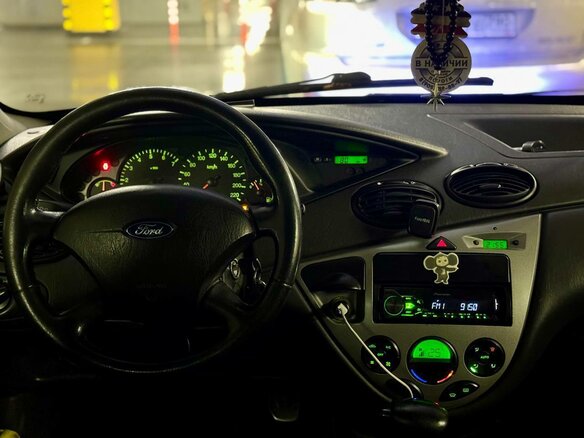2004 Ford Focus I Рестайлинг, серый - вид 11
