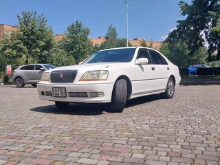 2003 Toyota Crown Majesta III (S170), белый, 1500000 рублей, вид 2