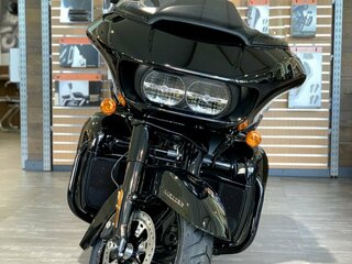 2024 Harley-Davidson Road Glide Limited, чёрный, 3990000 рублей, вид 3