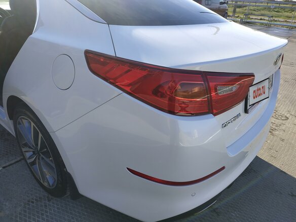 2015 Kia Optima III Рестайлинг, белый, 1860000 рублей - вид 22