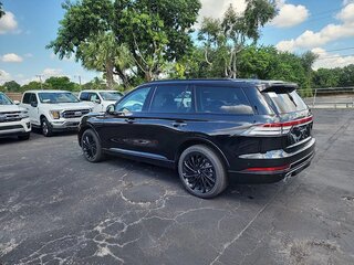2024 Lincoln Aviator II, чёрный, 14520941 рублей, вид 4