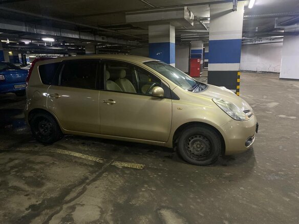 2005 Nissan Note I, золотистый, 700000 рублей - вид 6