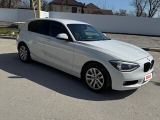 2012 BMW 1 серии 116i II (F20/F21), белый, 1500000 рублей, вид 2