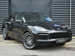 2021 Porsche Cayenne Coupé III, чёрный, 8440000 рублей, вид 3