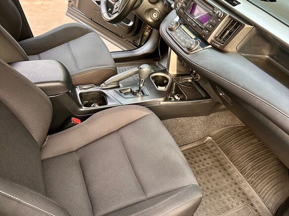 2019 Toyota RAV4 IV (XA40) Рестайлинг, синий, 2300000 рублей - вид 5