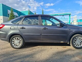 2015 Lada (ВАЗ) Granta I, серебристый, 450000 рублей, вид 2